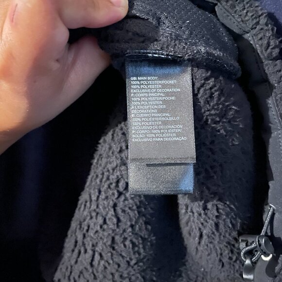 The North Face Black Men’s Campshire Fleece Hoodie - Picture 12 of 13